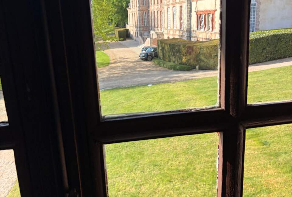 The Historic Dowager House at Château de Bandeville - St Cyr sous Dourdan, France