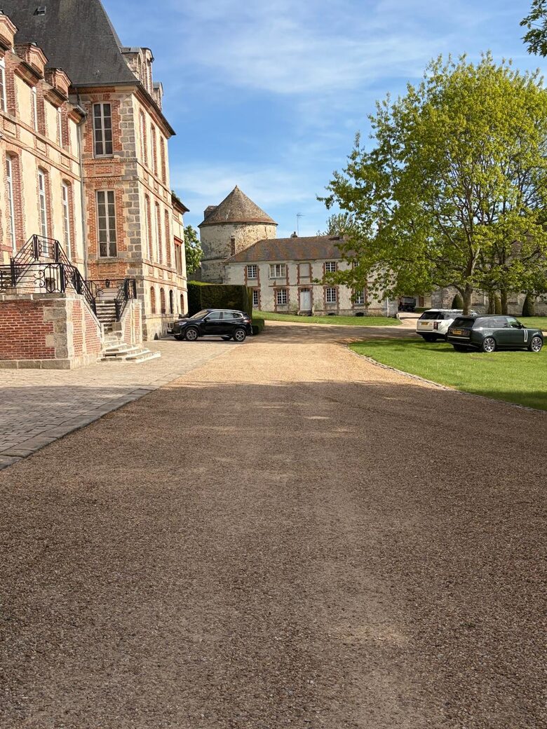 The Historic Dowager House at Château de Bandeville - St Cyr sous Dourdan, France