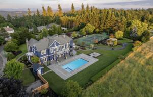 Lake Oswego Luxe Estate | With Pool & Sport Court - Lake Oswego, Oregon