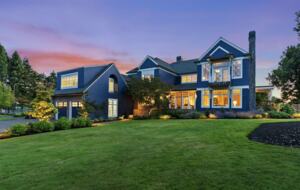 Lake Oswego Luxe Estate | With Pool & Sport Court - Lake Oswego, Oregon