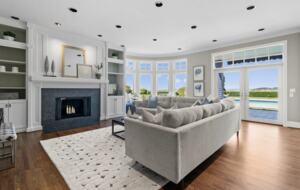 Lake Oswego Luxe Estate | With Pool & Sport Court - Lake Oswego, Oregon