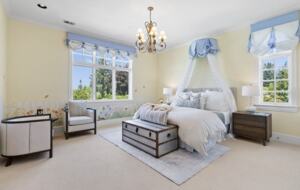 Lake Oswego Luxe Estate | With Pool & Sport Court - Lake Oswego, Oregon