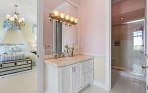 Lake Oswego Luxe Estate | With Pool & Sport Court - Lake Oswego, Oregon