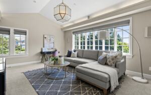 Lake Oswego Luxe Estate | With Pool & Sport Court - Lake Oswego, Oregon