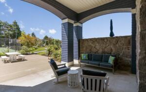 Lake Oswego Luxe Estate | With Pool & Sport Court - Lake Oswego, Oregon