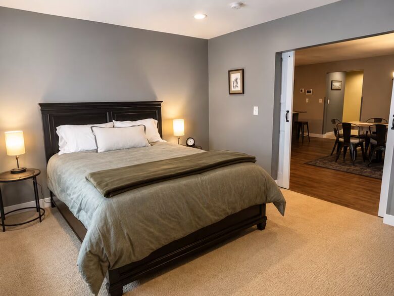 The Loft at Oak & Iron | Golf & Game Retreat - Fergus Falls, Minnesota