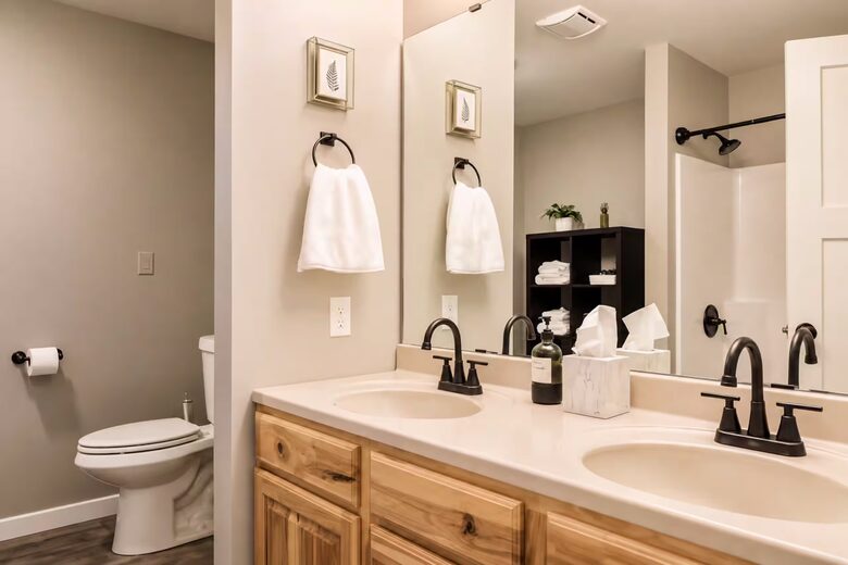 The Loft at Oak & Iron | Golf & Game Retreat - Fergus Falls, Minnesota