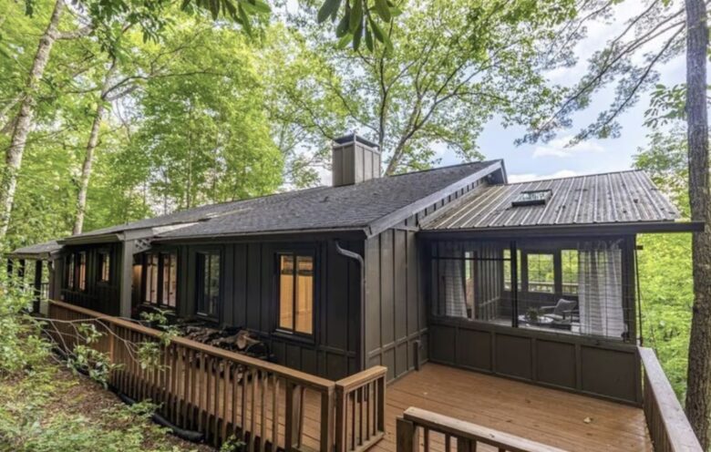 Cashiers Luxe Cottage with Mountain Views - Cashiers, North Carolina