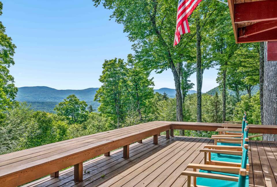 Rustic Sugarbush Chalet with Mad River Valley Views - Warren, Vermont