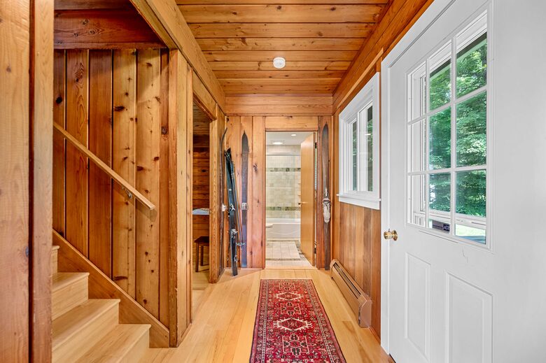 Rustic Sugarbush Chalet with Mad River Valley Views - Warren, Vermont