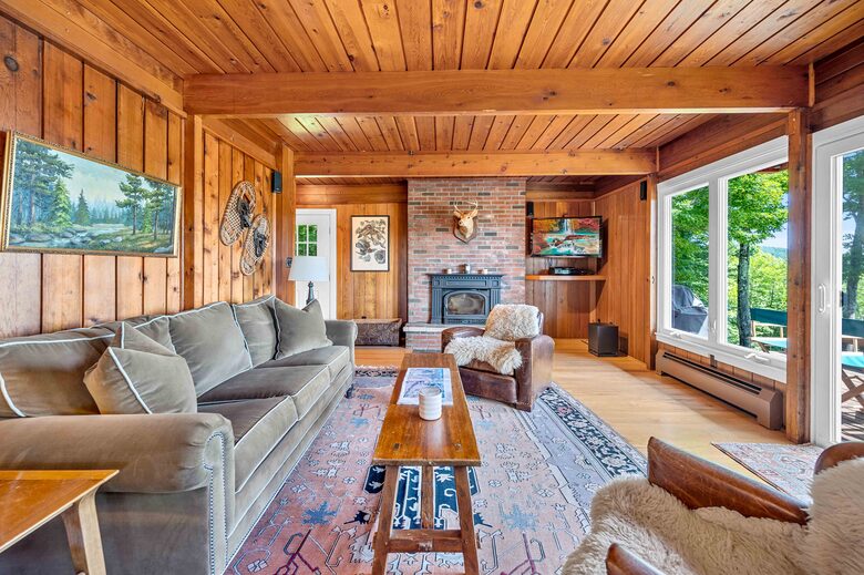 Rustic Sugarbush Chalet with Mad River Valley Views - Warren, Vermont