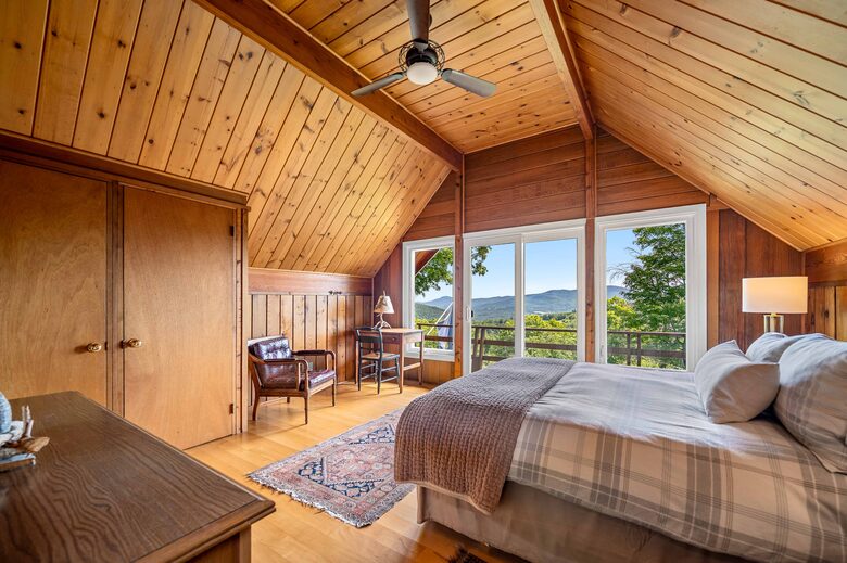 Rustic Sugarbush Chalet with Mad River Valley Views - Warren, Vermont