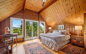 Rustic Sugarbush Chalet with Mad River Valley Views - Warren, Vermont