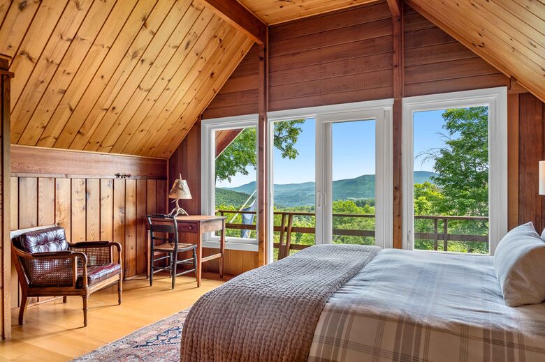 Rustic Sugarbush Chalet with Mad River Valley Views - Warren, Vermont