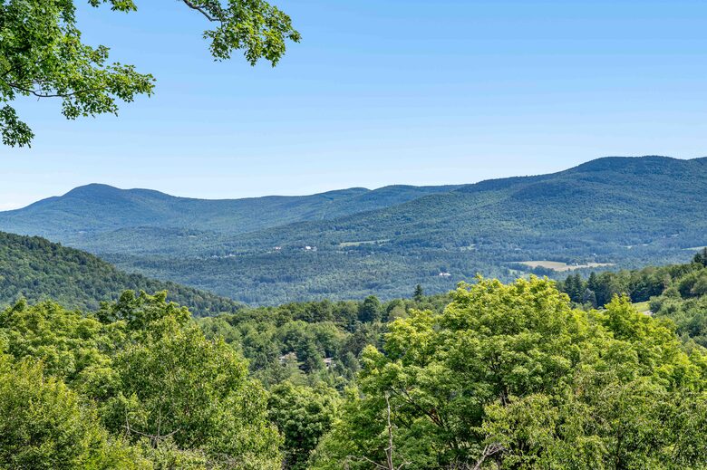Rustic Sugarbush Chalet with Mad River Valley Views - Warren, Vermont