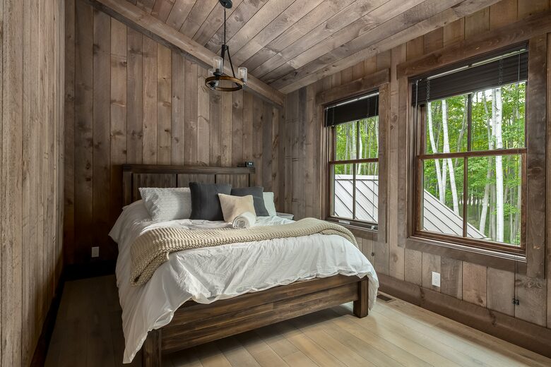 Private Saugatuck Lodge on Four Wooded Acres - Saugatuck, Michigan