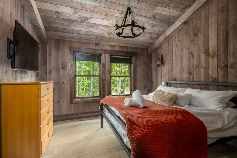 Private Saugatuck Lodge on Four Wooded Acres - Saugatuck, Michigan