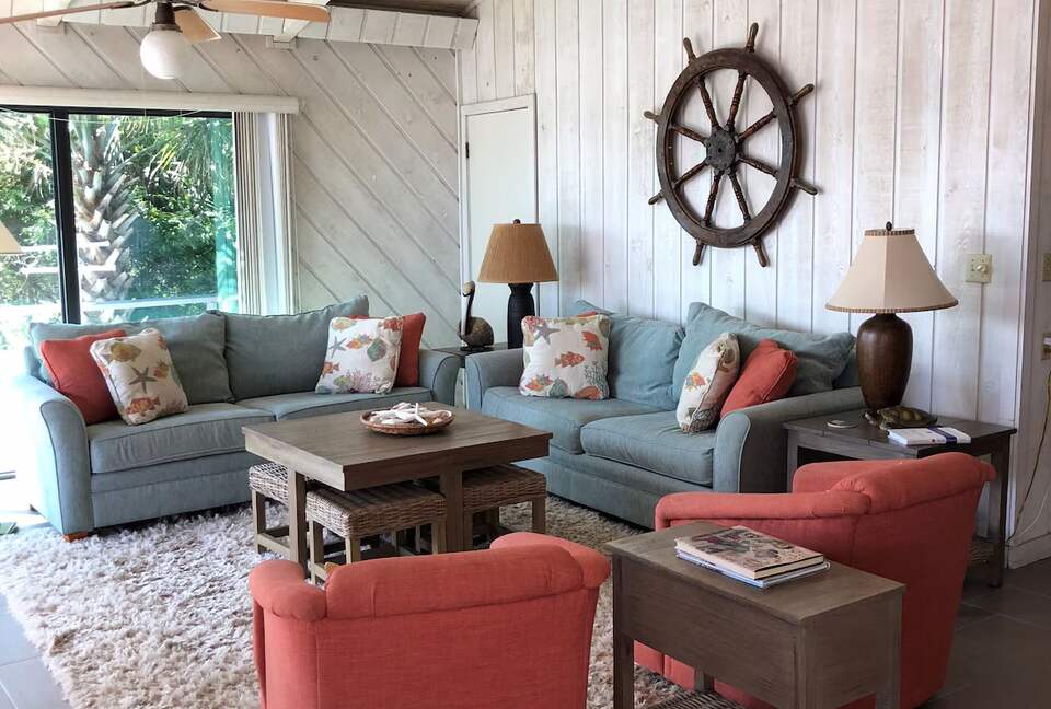 Oceanfront Deck Retreat in New Smyrna Beach - New Smyrna Beach, Florida