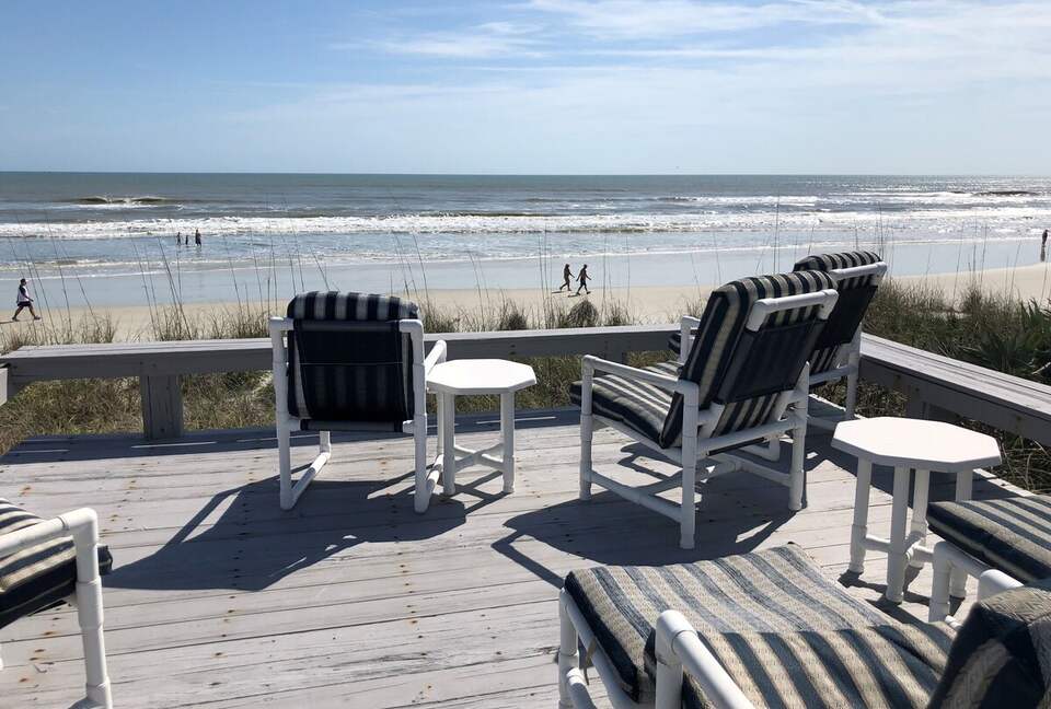 Oceanfront Deck Retreat in New Smyrna Beach - New Smyrna Beach, Florida