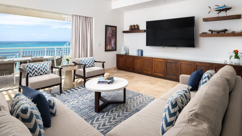 Oceanfront Penthouse Paradise in Turks & Caicos - Provo, Turks and Caicos Islands