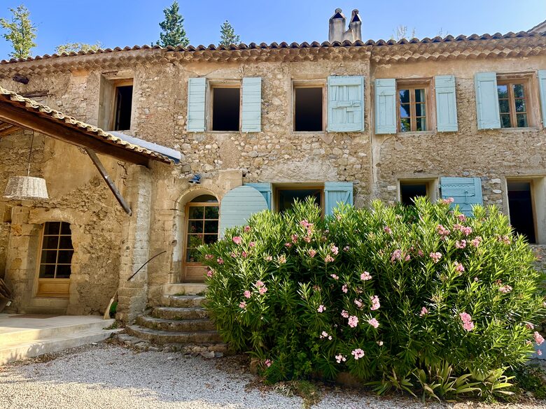 17th-Century Watermill Retreat Minutes from Aix-en-Provence - Aix-en-Provence, France