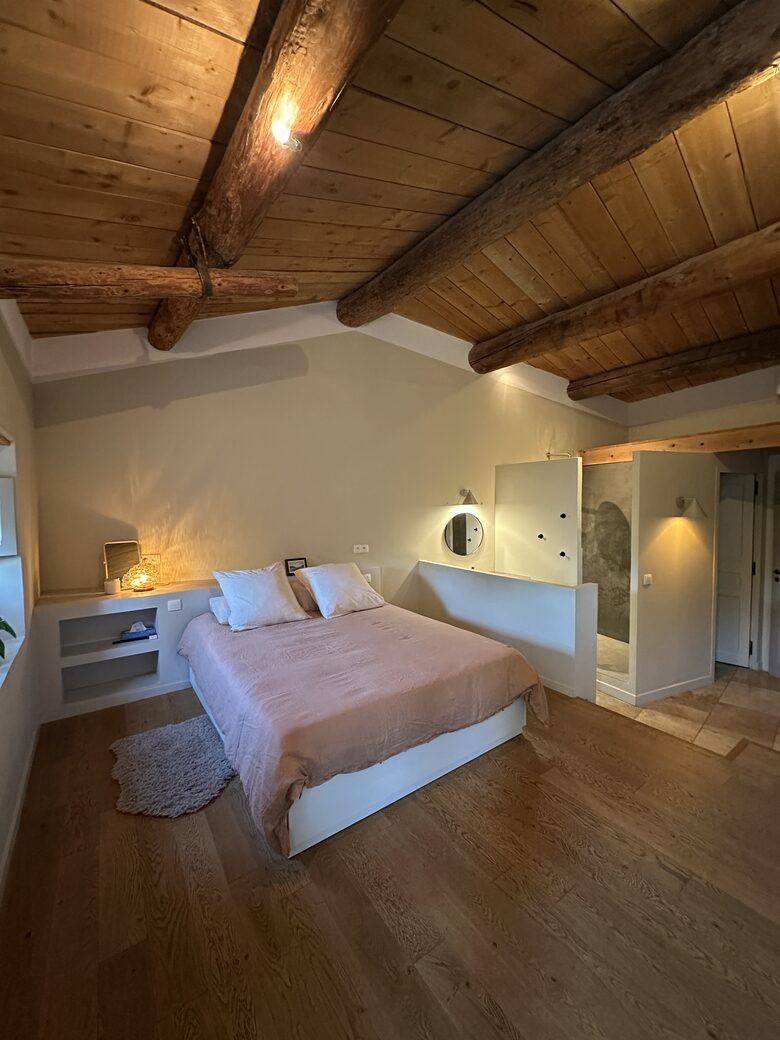 17th-Century Watermill Retreat Minutes from Aix-en-Provence - Aix-en-Provence, France