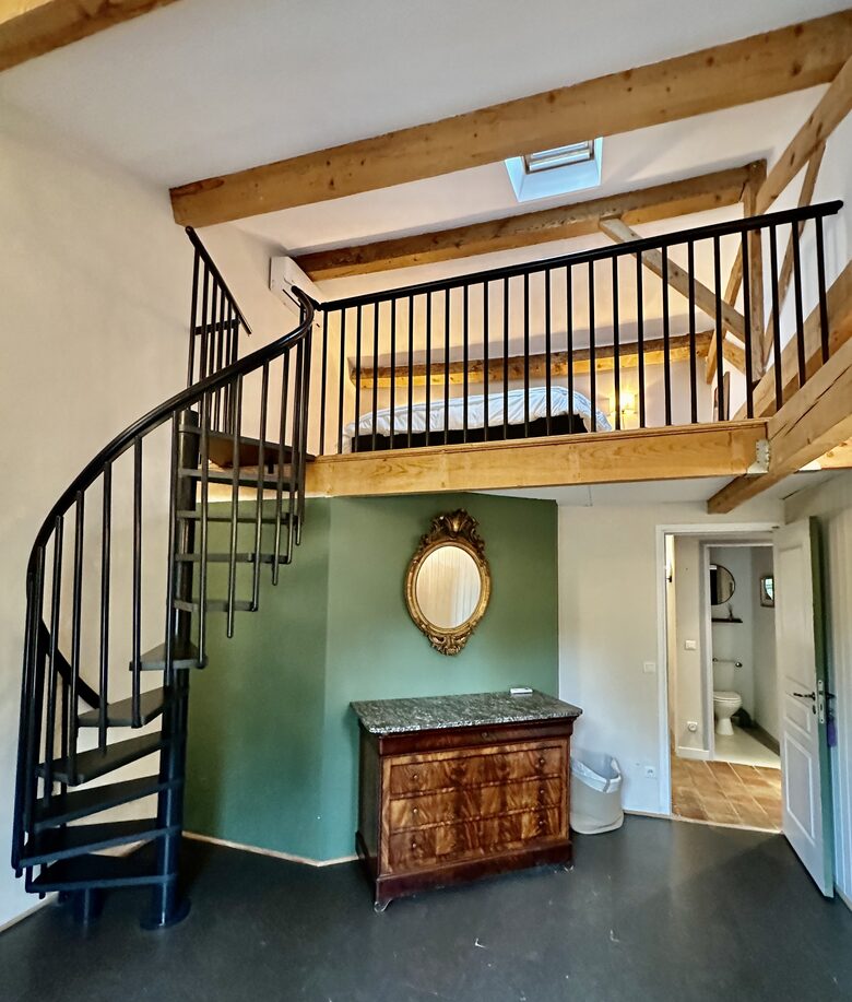 17th-Century Watermill Retreat Minutes from Aix-en-Provence - Aix-en-Provence, France