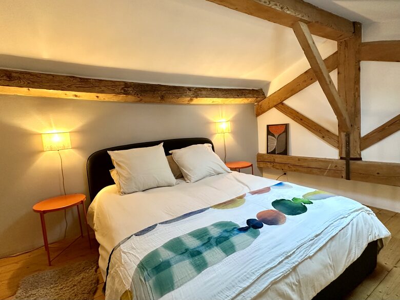 17th-Century Watermill Retreat Minutes from Aix-en-Provence - Aix-en-Provence, France
