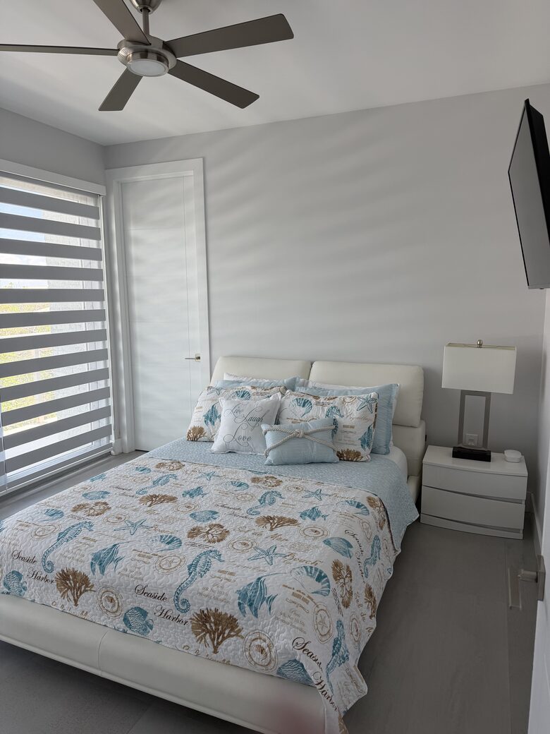 Private Dock Home with Pool in Key Largo - Key Largo, Florida