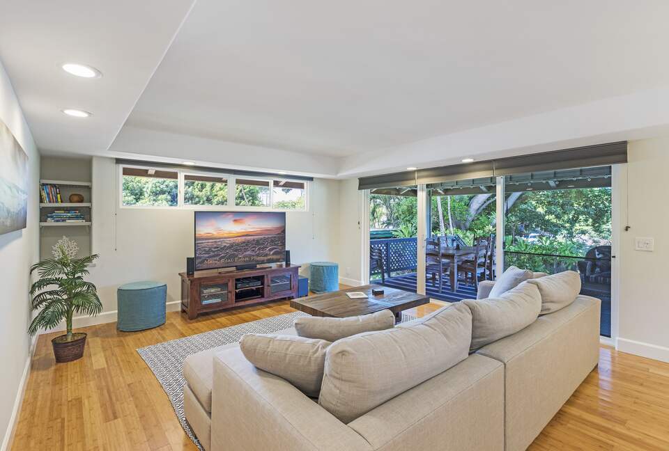 Kahana Beach House Across from a Secluded Beach - Lahaina, Hawaii