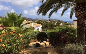 Villa con jardín mediterráneo en Moraira - Moraira, España