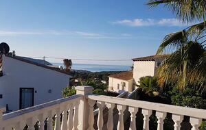 Villa con jardín mediterráneo en Moraira - Moraira, España