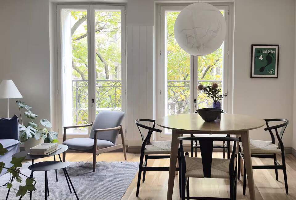 Refined Montmartre Apartment with Balcony - Paris, France