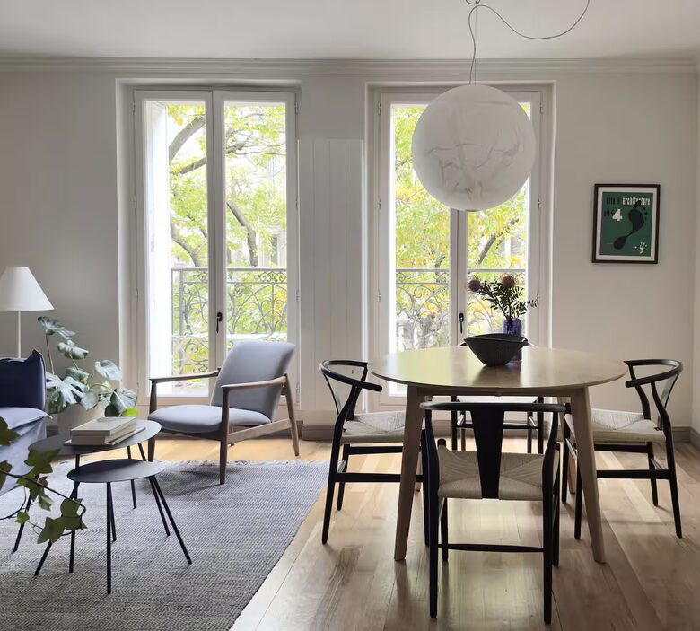 Refined Montmartre Apartment with Balcony - Paris, France