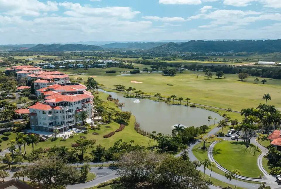 Dorado Penthouse with Golf and Lake Views - Dorado, Puerto Rico