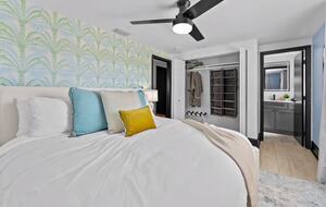 Clearwater Pool & Beach Group Getaway - Clearwater, Florida