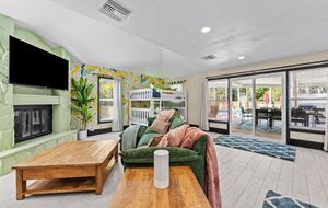 Clearwater Pool & Beach Group Getaway - Clearwater, Florida