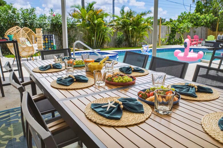 Clearwater Pool & Beach Group Getaway - Clearwater, Florida