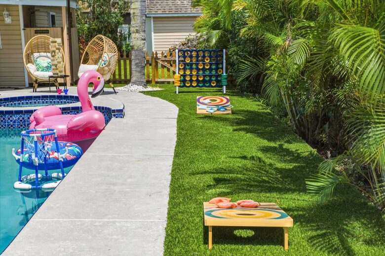 Clearwater Pool & Beach Group Getaway - Clearwater, Florida