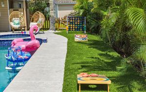 Clearwater Pool & Beach Group Getaway - Clearwater, Florida