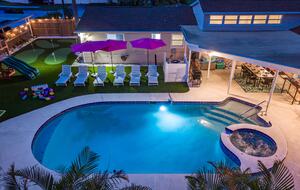 Clearwater Pool & Beach Group Getaway - Clearwater, Florida