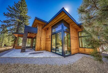 Private Club Mountain Home Near Lake Tahoe - Truckee, California