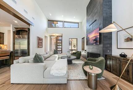 Private Club Mountain Home Near Lake Tahoe - Truckee, California