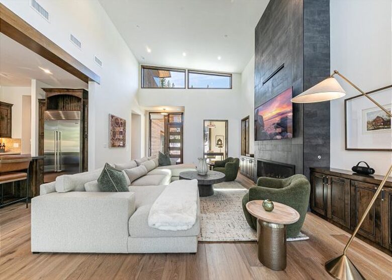 Private Club Mountain Home Near Lake Tahoe - Truckee, California