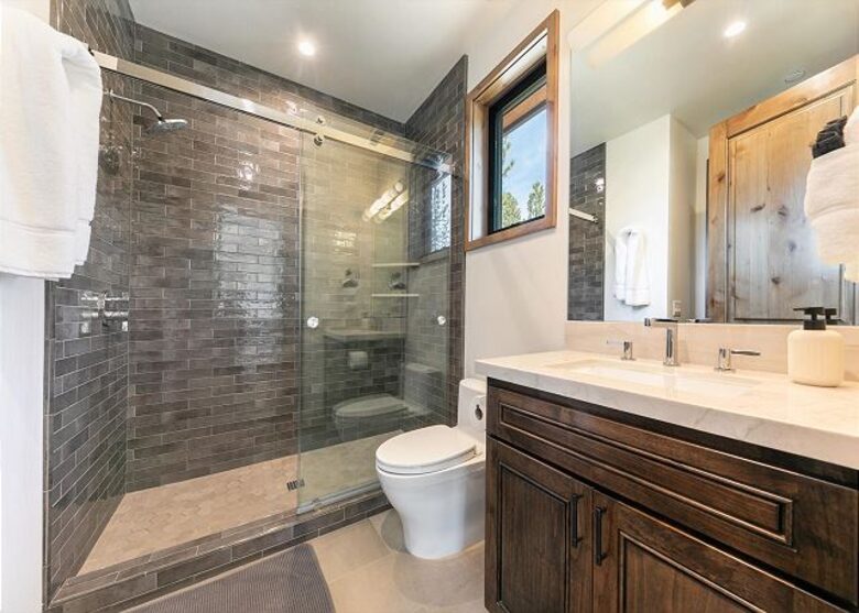 Private Club Mountain Home Near Lake Tahoe - Truckee, California