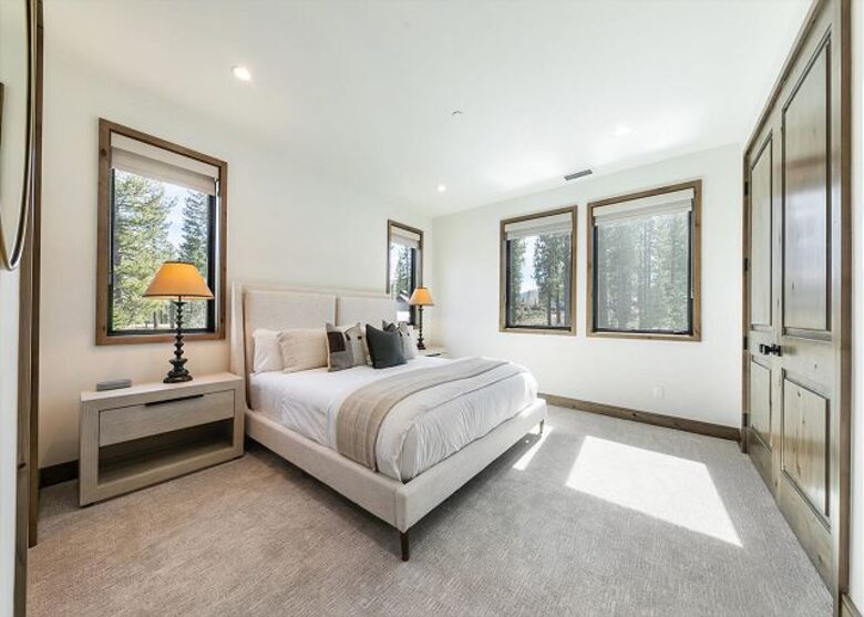 Private Club Mountain Home Near Lake Tahoe - Truckee, California