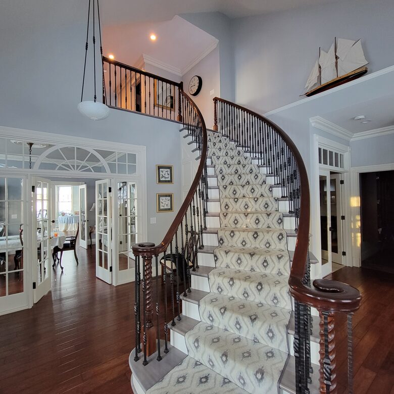 Lakefront Chautauqua Estate with Pool and Dock - Lakewood, New York