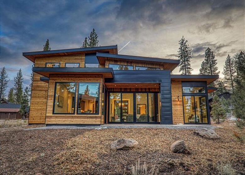 Private Club Mountain Home Near Lake Tahoe - Truckee, California