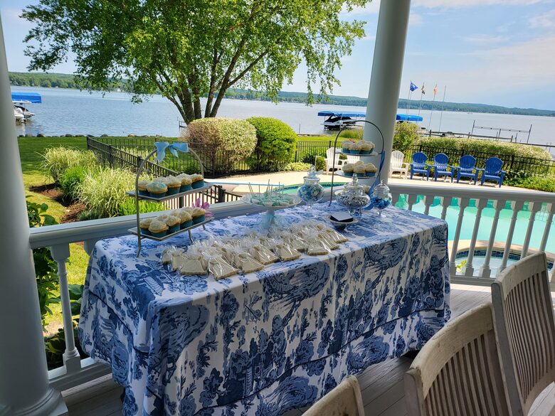 Lakefront Chautauqua Estate with Pool and Dock - Lakewood, New York