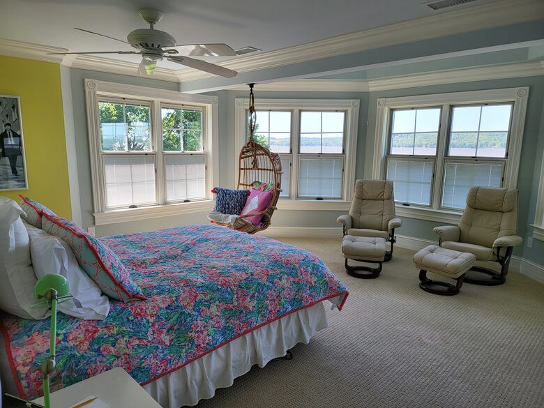 Lakefront Chautauqua Estate with Pool and Dock - Lakewood, New York